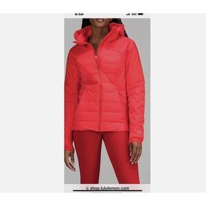 NWOT Lululemon Down For It All Jacket 700 Fill Size 6 in Carnation Red